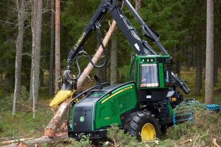 Новые колесные харвестеры John Deere серии G